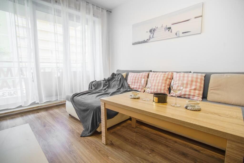 Mojemiedzyzdroje 402 Apartment Екстериор снимка