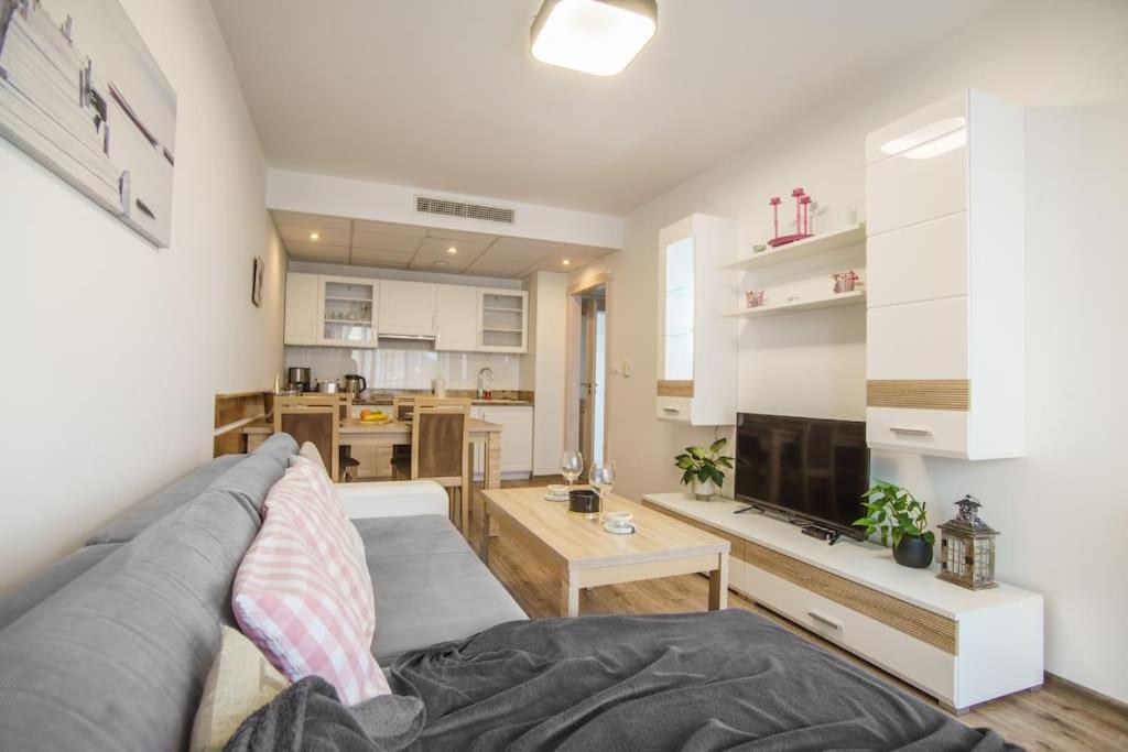 Mojemiedzyzdroje 402 Apartment Екстериор снимка