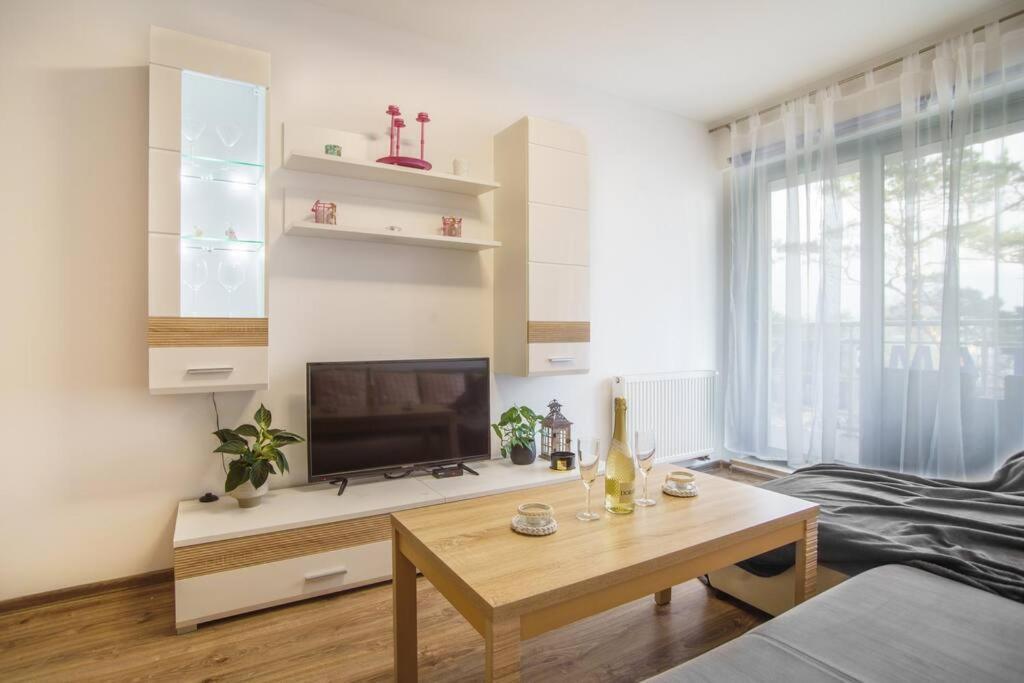 Mojemiedzyzdroje 402 Apartment Екстериор снимка