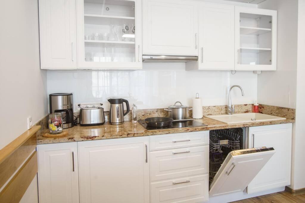 Mojemiedzyzdroje 402 Apartment Екстериор снимка