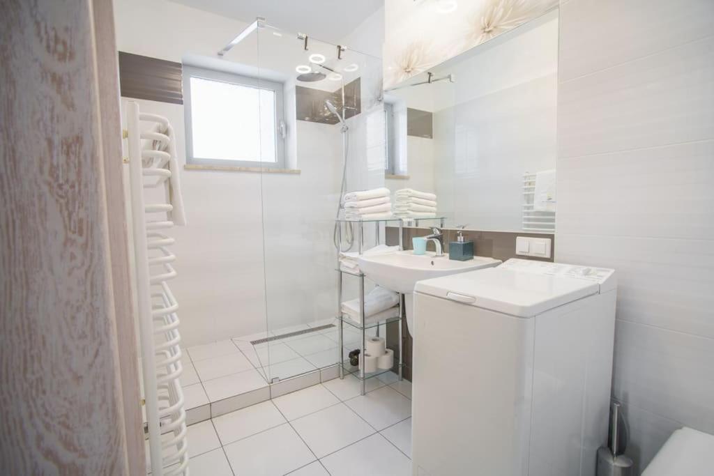 Mojemiedzyzdroje 402 Apartment Екстериор снимка