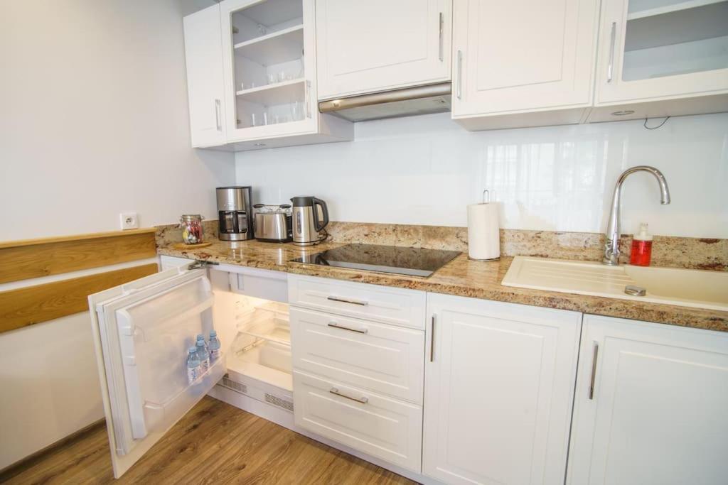 Mojemiedzyzdroje 402 Apartment Екстериор снимка